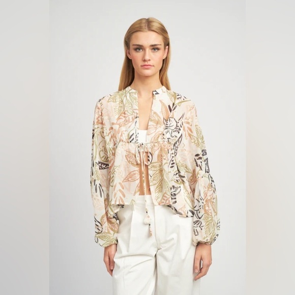 En Saison Nina Top in Tropical Khaki - Picture 1 of 11